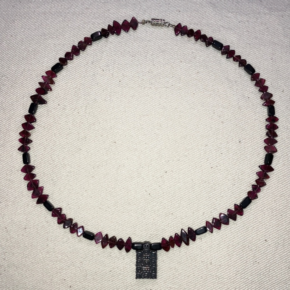 Elegant Red Beaded Necklace with Silvertone Pendant